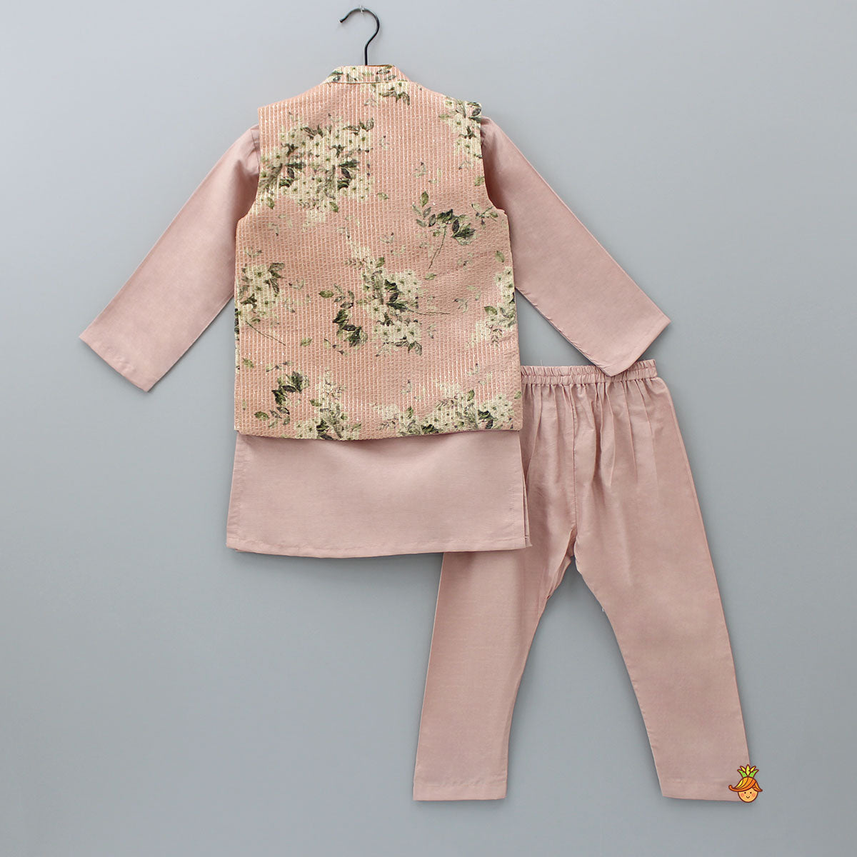 Peach Mandarin Collar Kurta With Pocket Detail Velvet Jacket And Pyjama