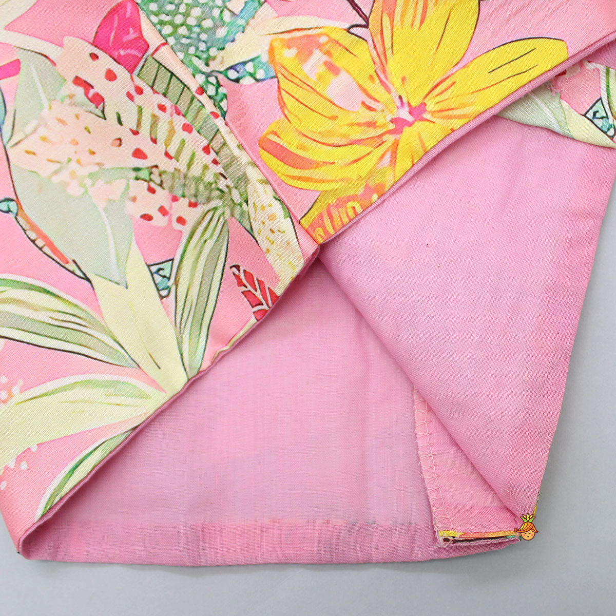 Lace Detailed Front Placket Mandarin Collar Pink Kurta With Floral Jacket And Pyjama