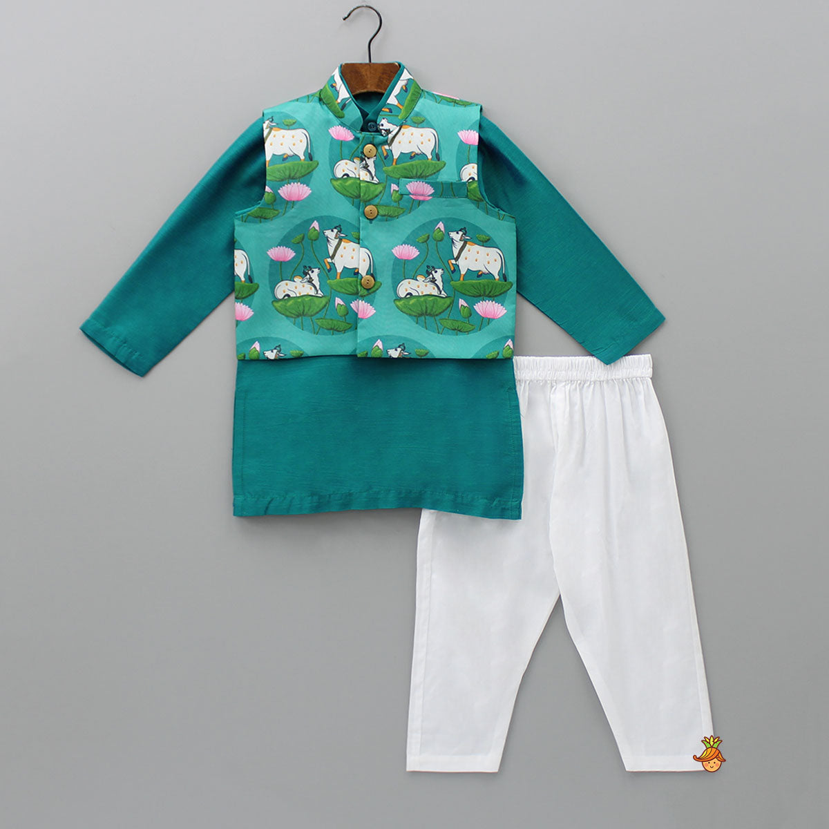 Silk Green Kurta With Front Open Pocket Detail Printed Jacket And Cotton Pyjama