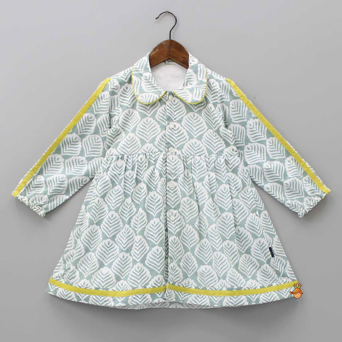 Front Open Collar Neck Green And White Dress