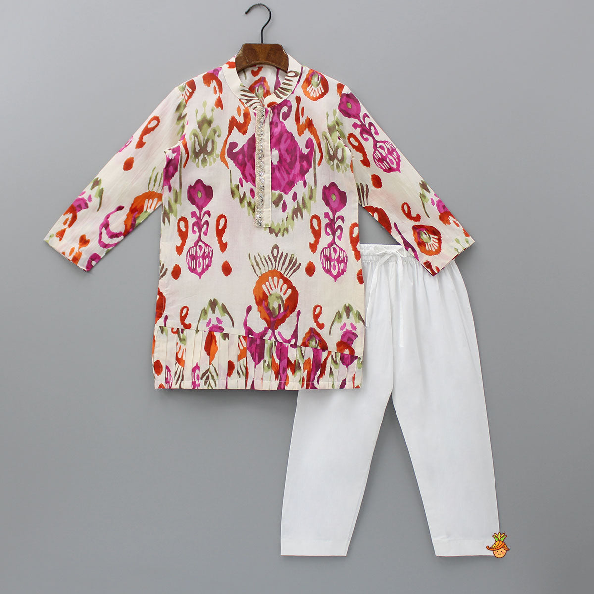 Multicolour Pleated Hem Kurta And Pyjama