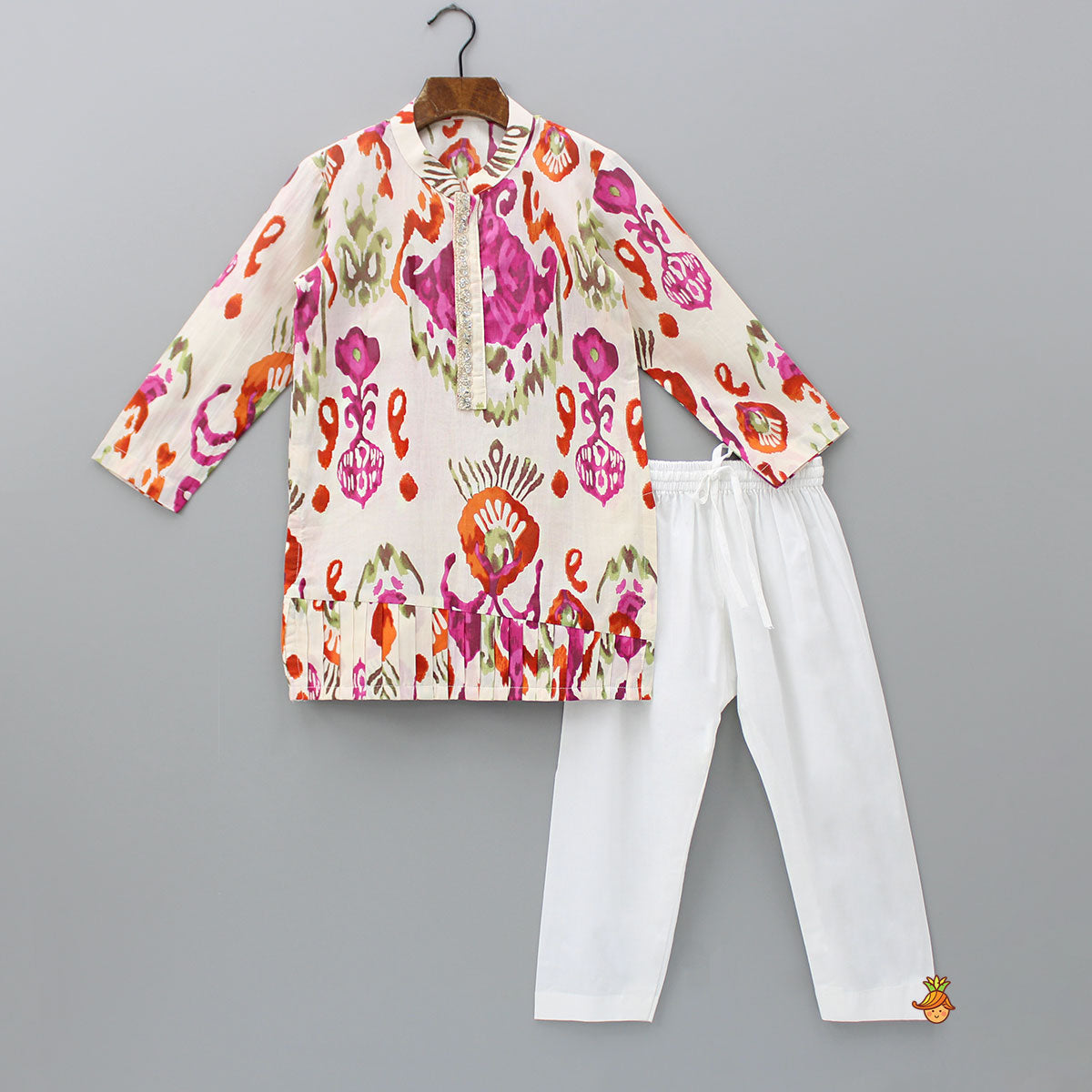 Multicolour Pleated Hem Kurta And Pyjama