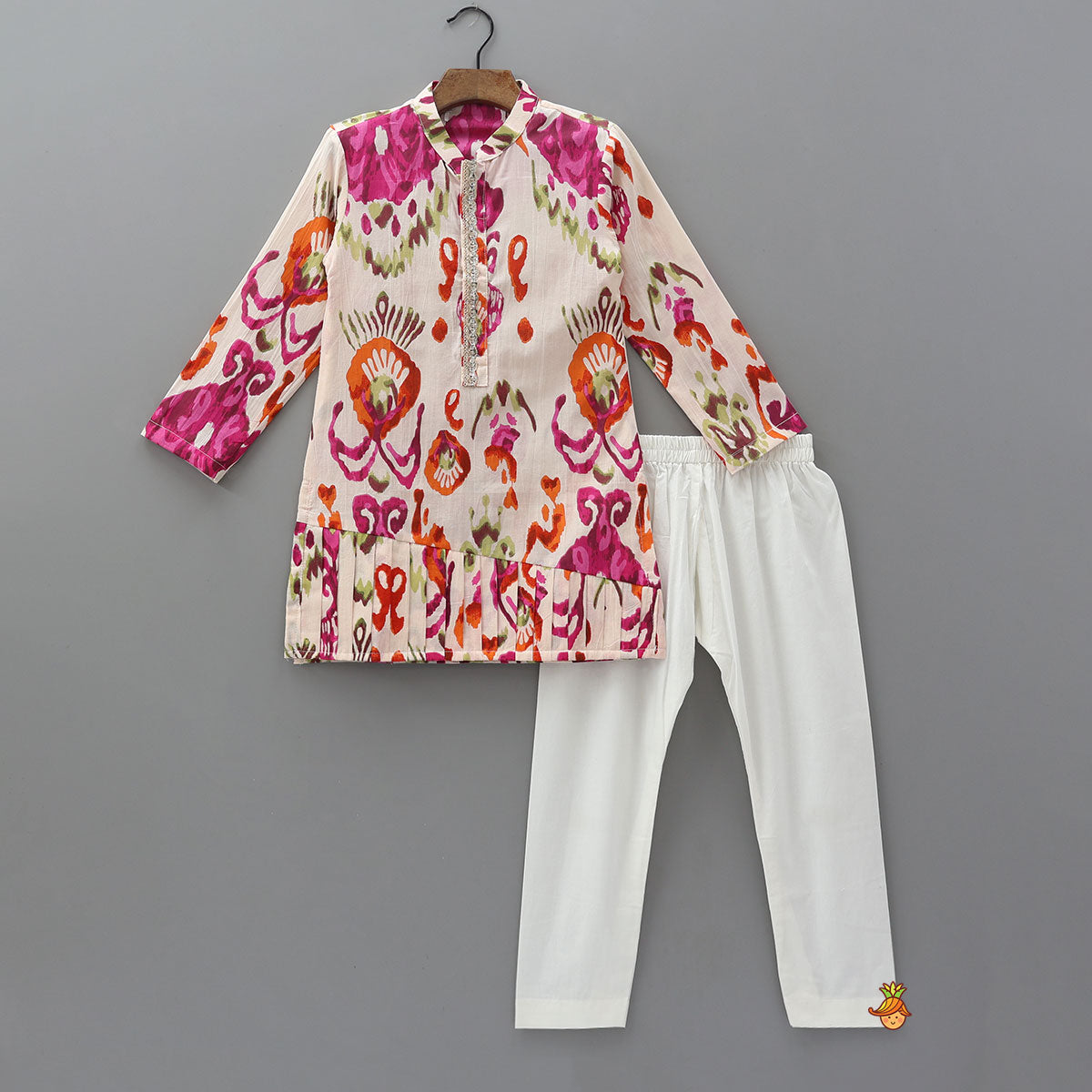 Multicolour Pleated Hem Kurta And Pyjama