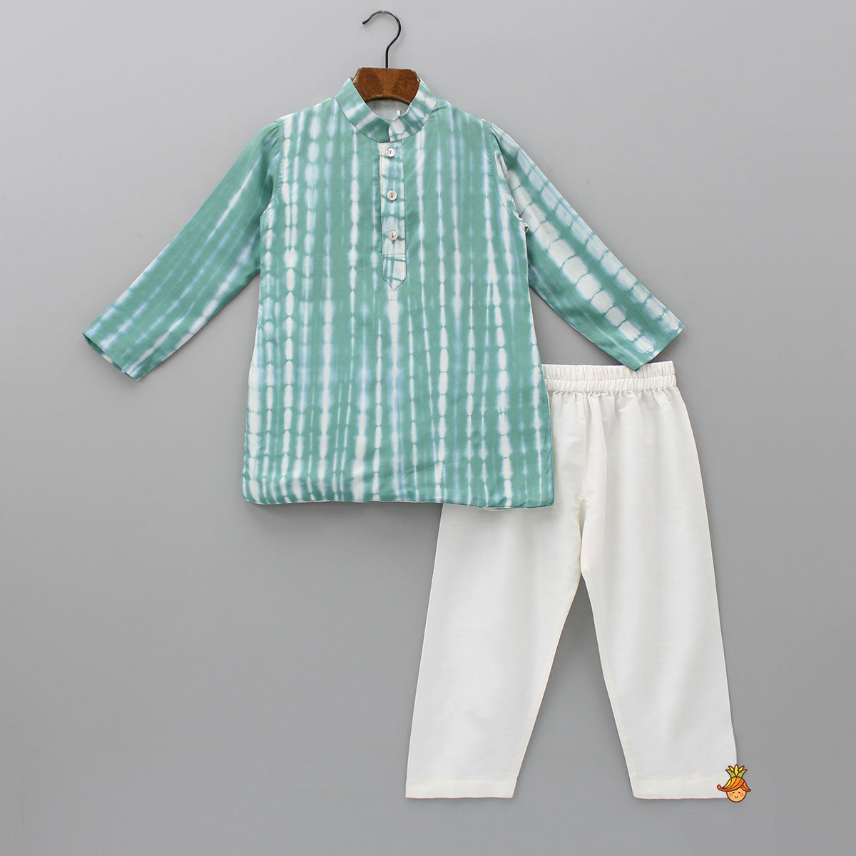 Pre Order: Shibori Printed Green Kurta With Pyjama