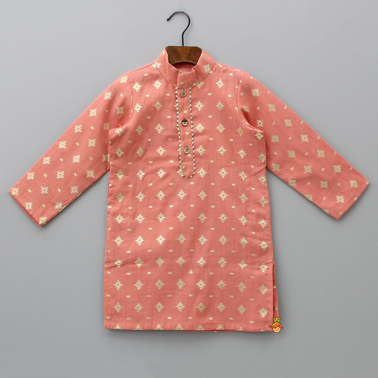 Chanderi Embroidered Kurta And Beige Pyjama
