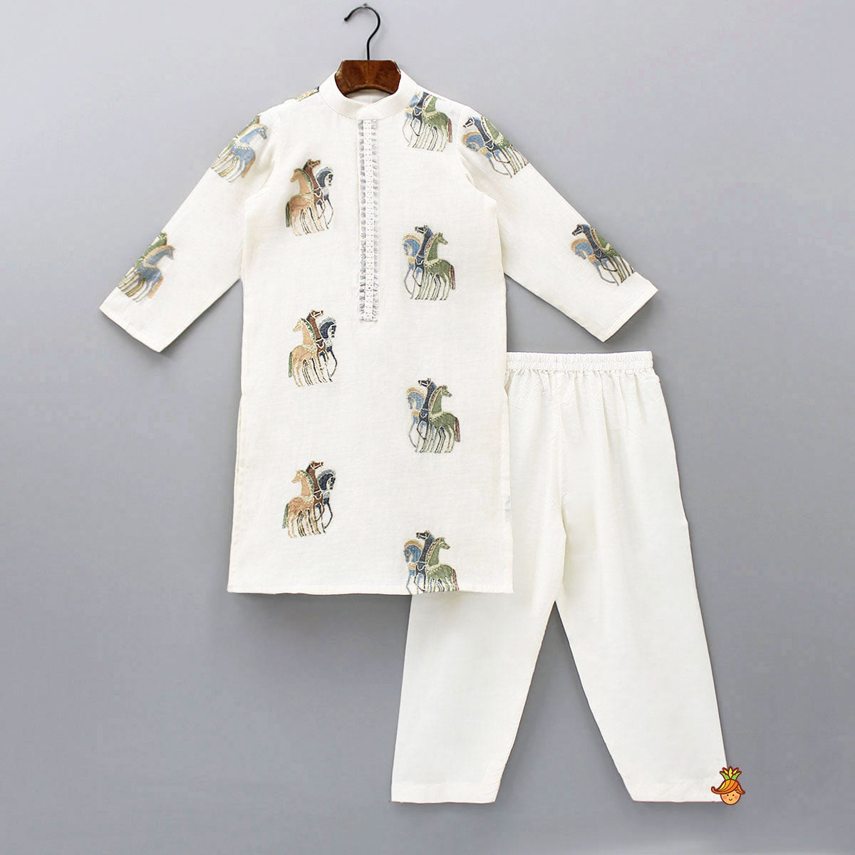 Animal Embroidered Off White Kurta And Pyjama