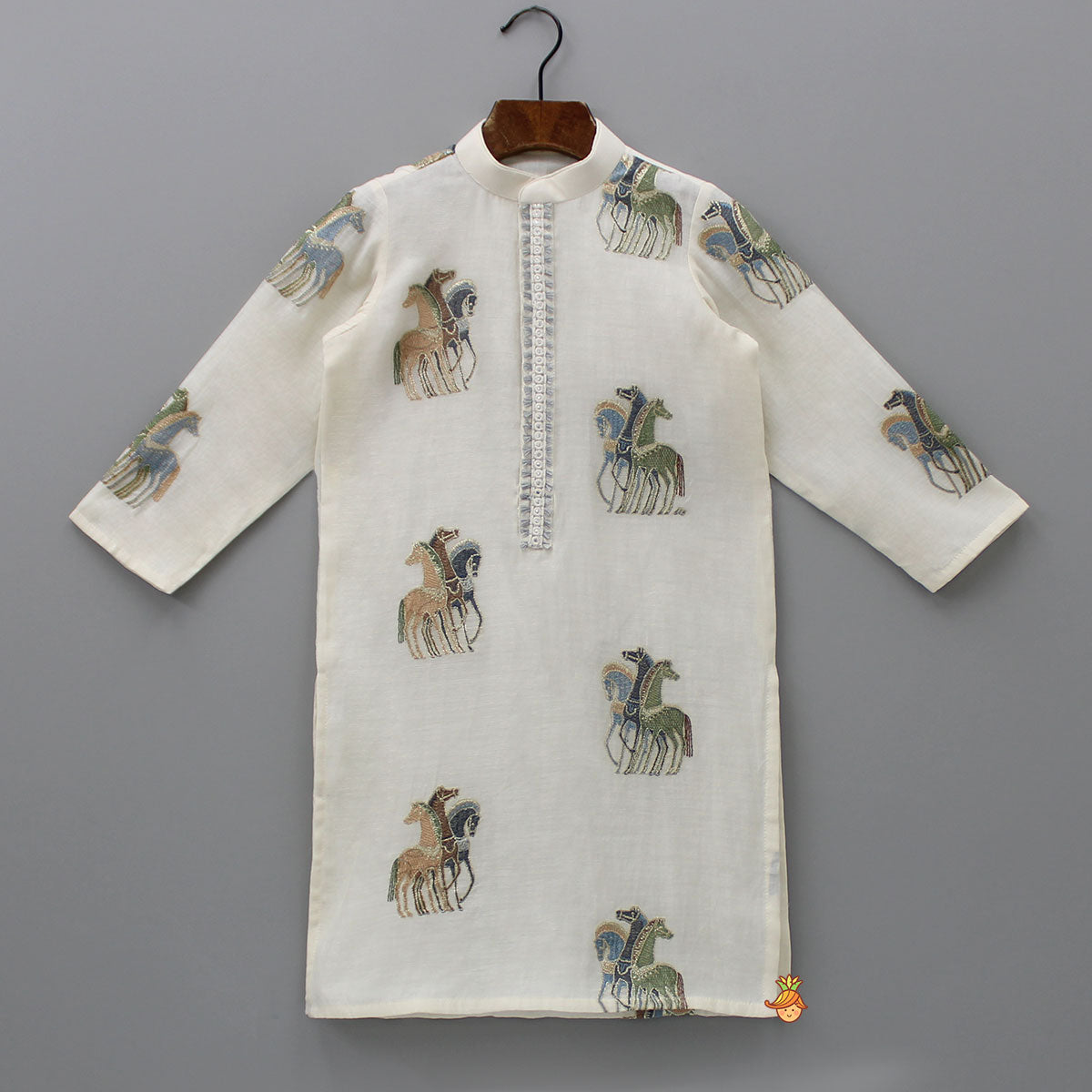 Animal Embroidered Off White Kurta And Pyjama