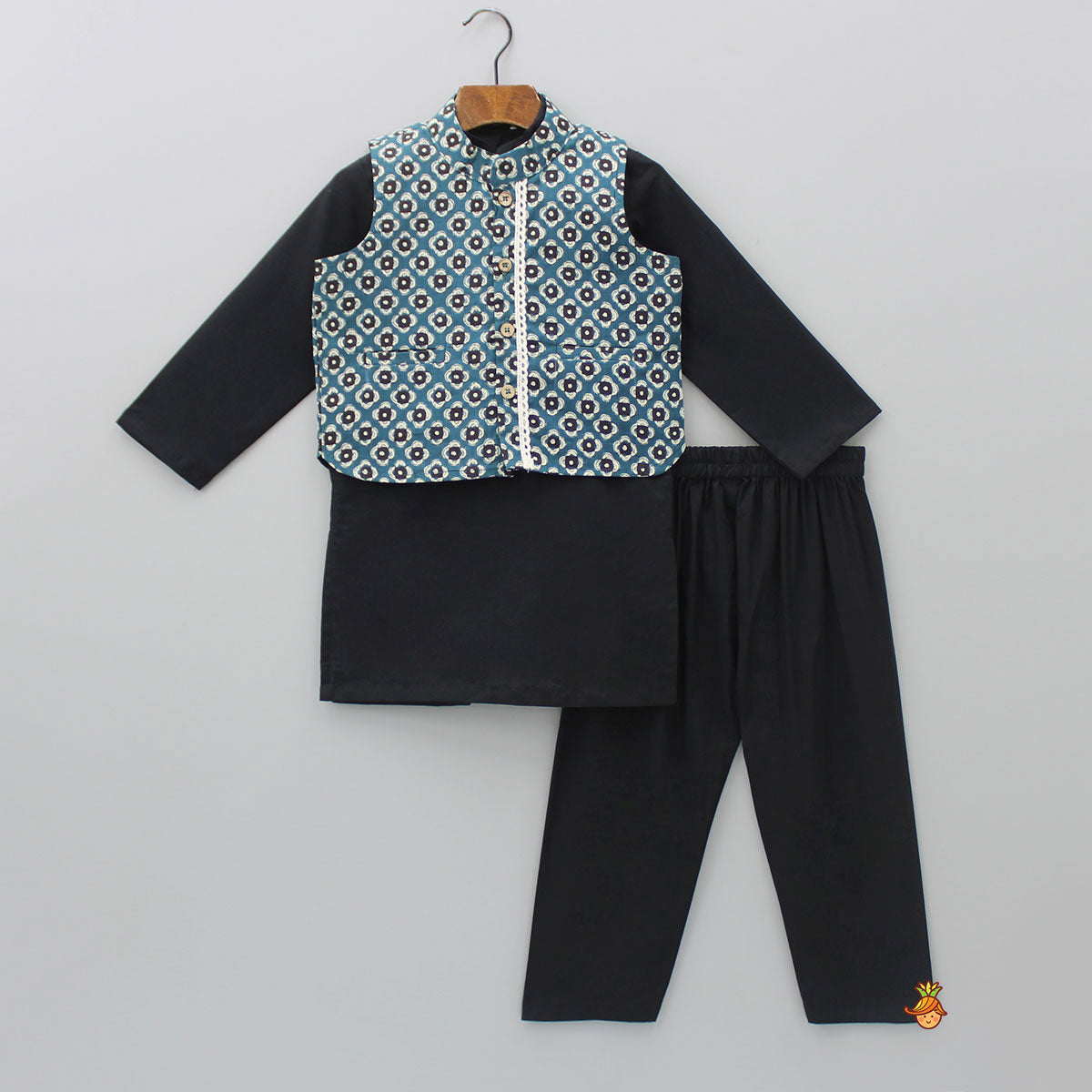 Pockets Detail Black Kurta With Printed Jacket And Pyjama