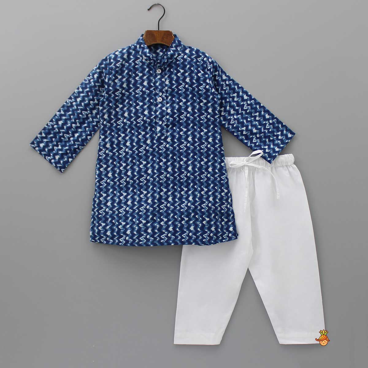 Chevron Printed Cotton Kurta And Jacket With Pyjama