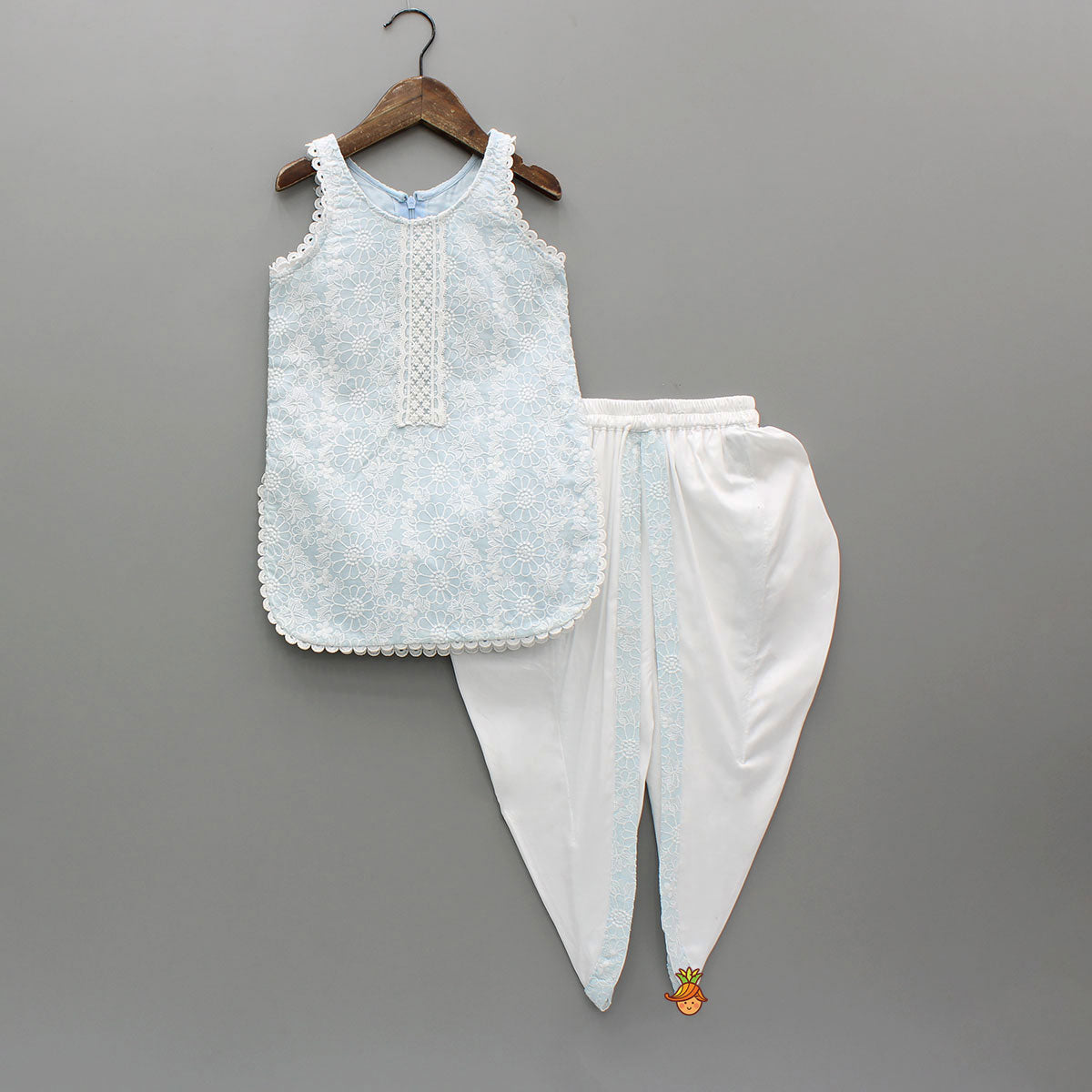 Thread Embroidered Kurti And Dhoti With Net Dupatta