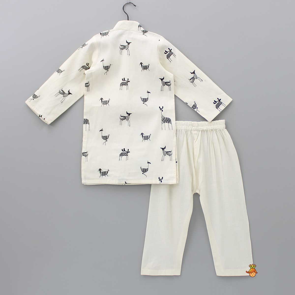 Animal Embroidered Kurta With Pyjama