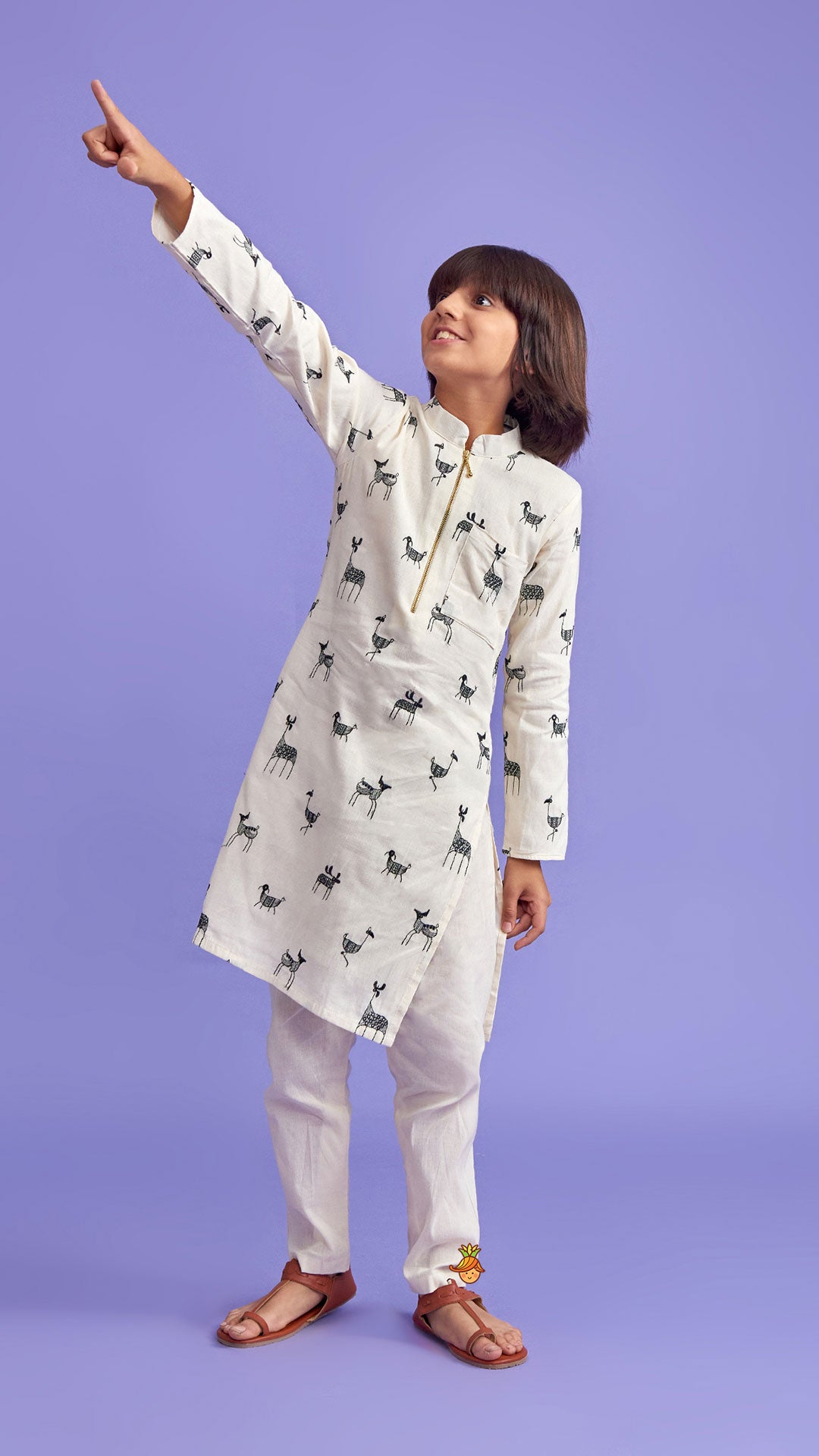 Animal Embroidered Kurta With Pyjama