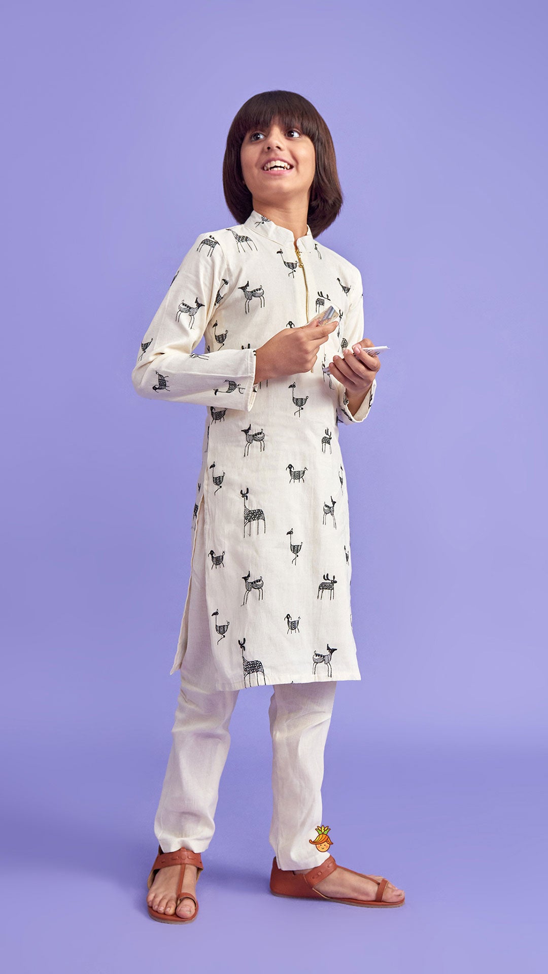 Animal Embroidered Kurta With Pyjama