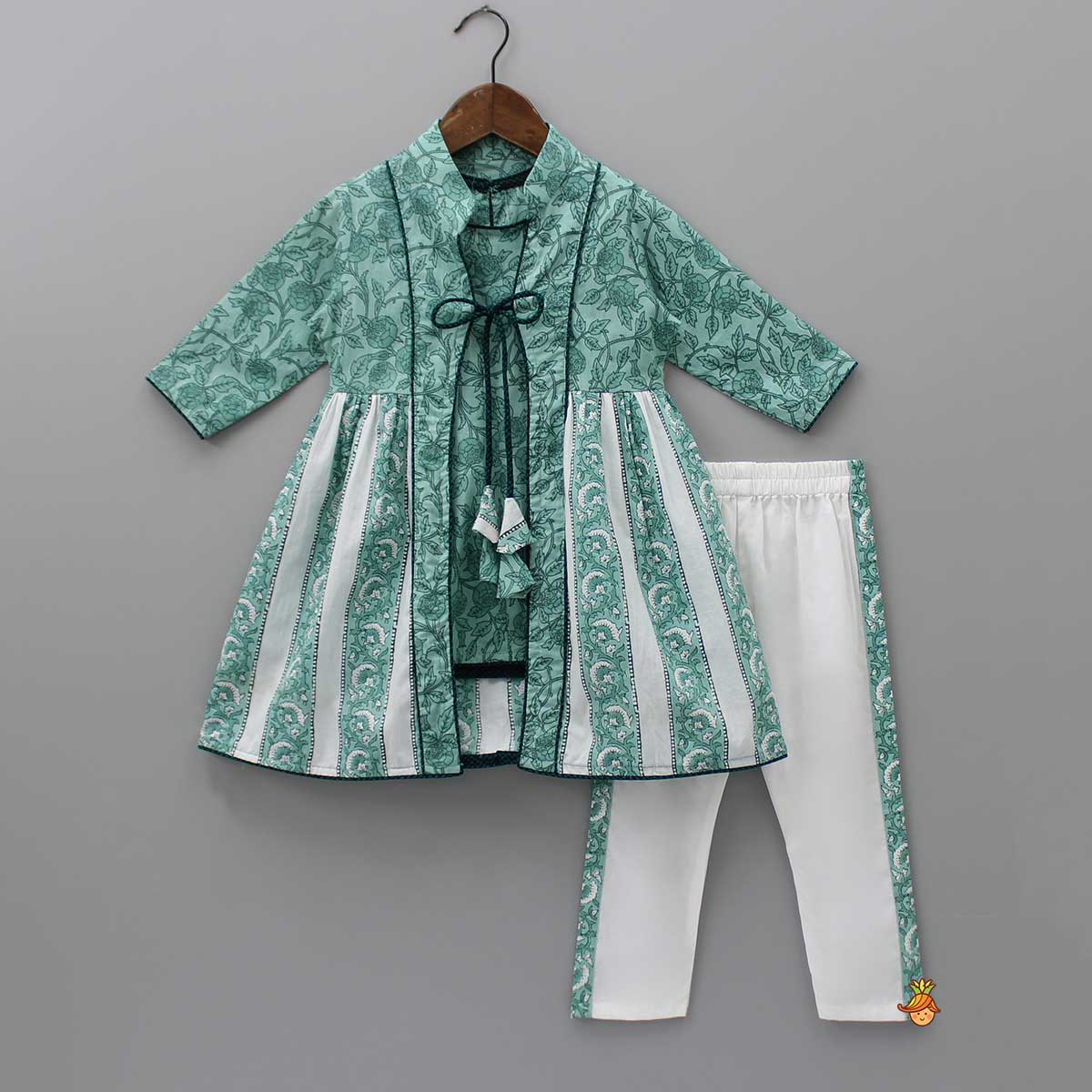 Printed Green Top With Tie Up Knot Jacket And Pant