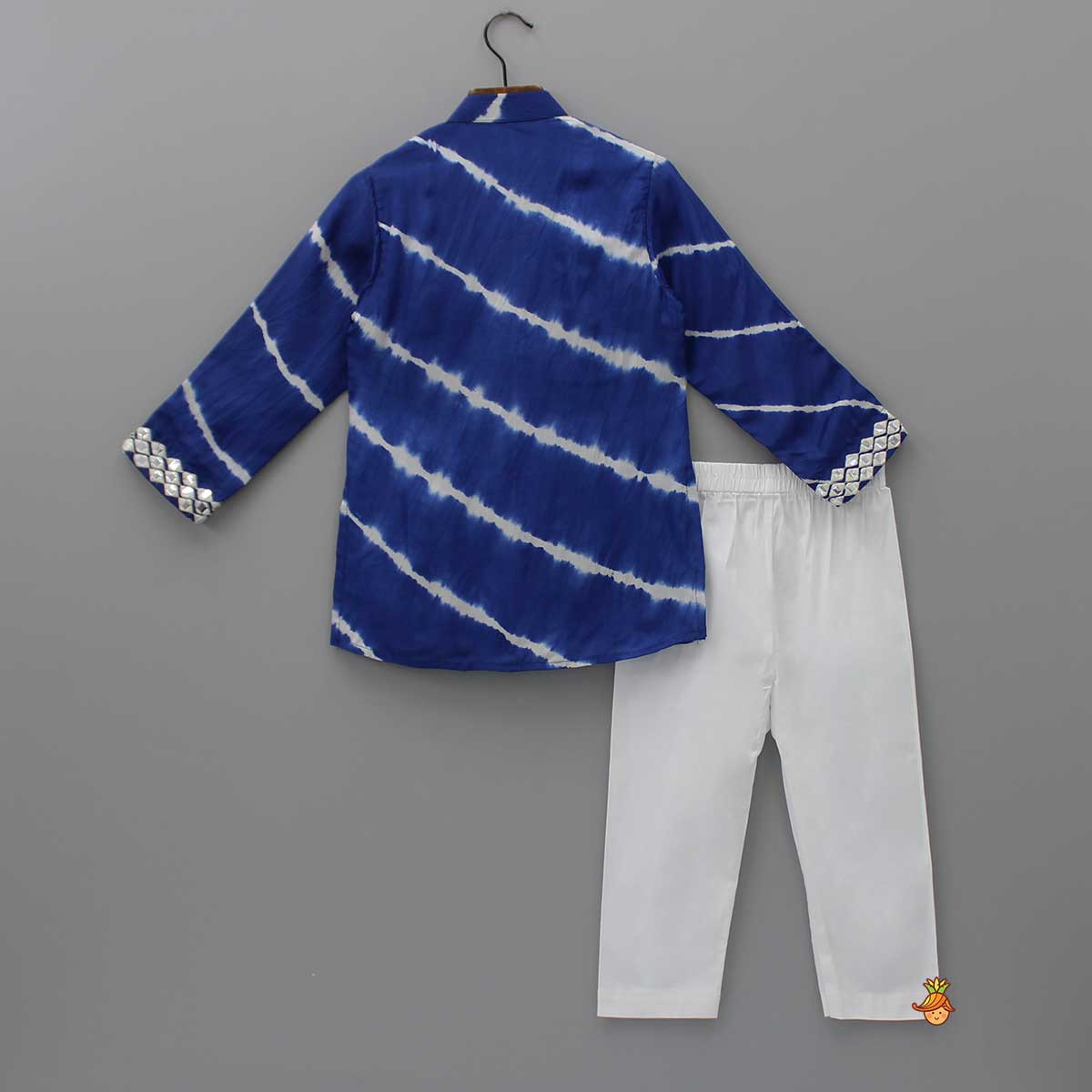 Blue Lehariya Striped Kurta With White Pyjama