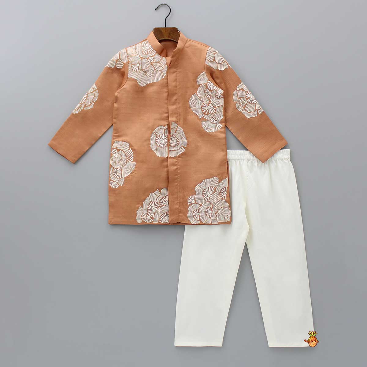 Thread Embroidered Peach Kurta And Off White Pyjama