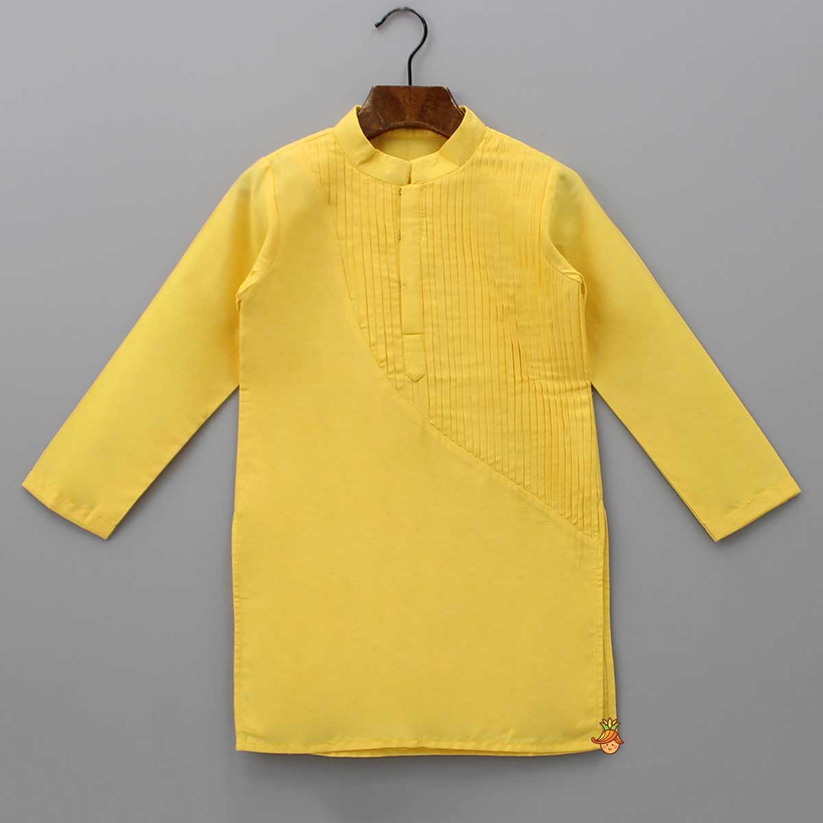 Ethnic Yellow Kurta And Off-White Pyjama
