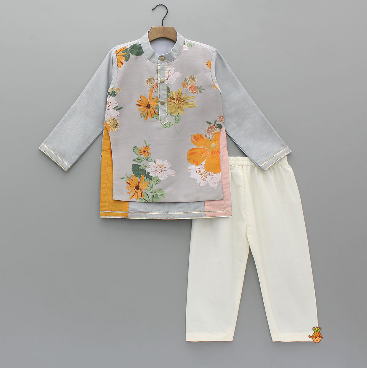 Foral Printed Attached Flap Colour Block Kurta With Pyjama