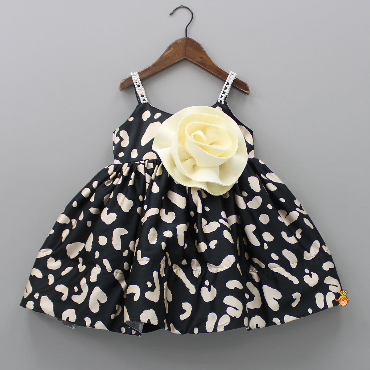 Flower Enhanced Strappy Flared Dress With Detachable Bow