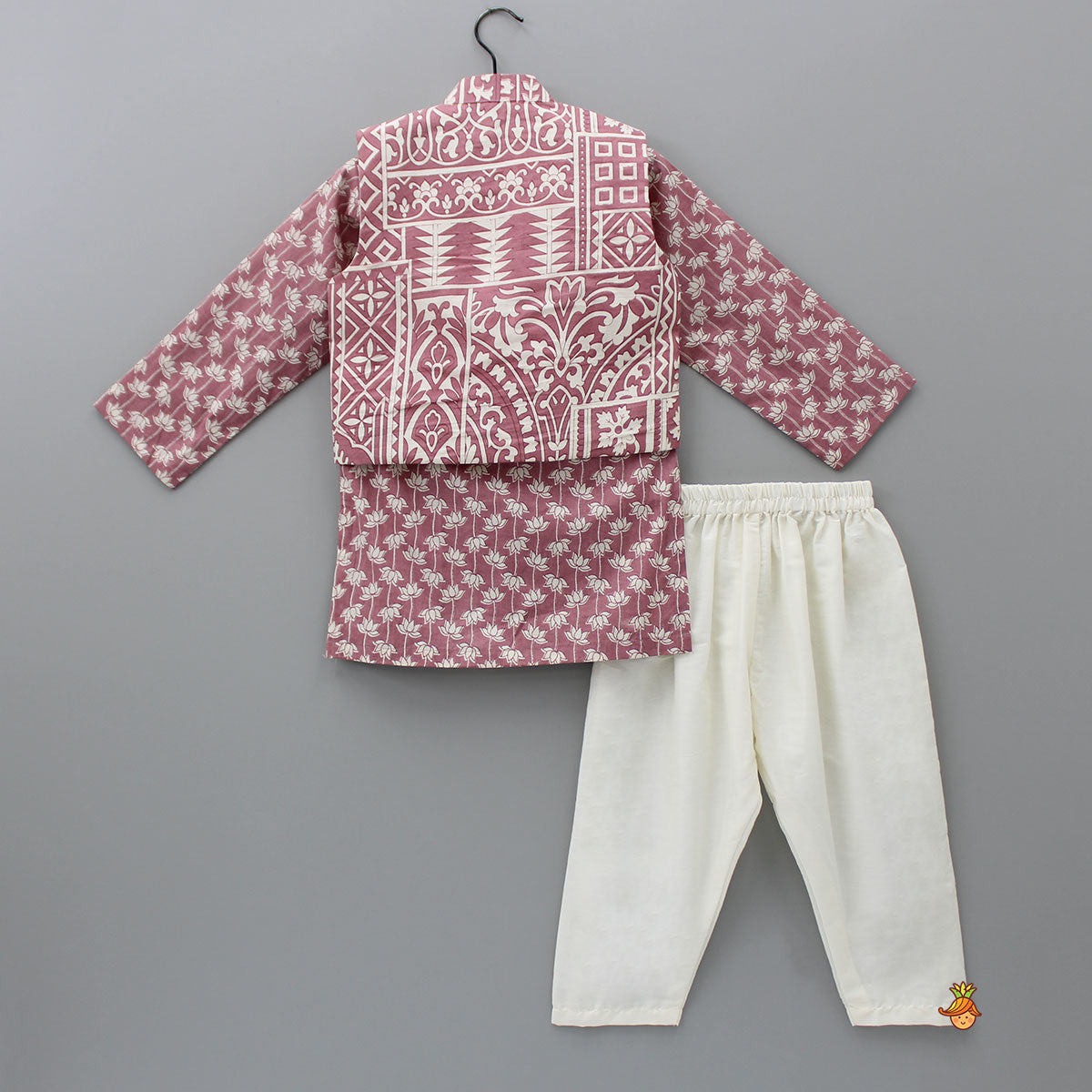 Printed Kurta With Matching Jacket And Pyjama