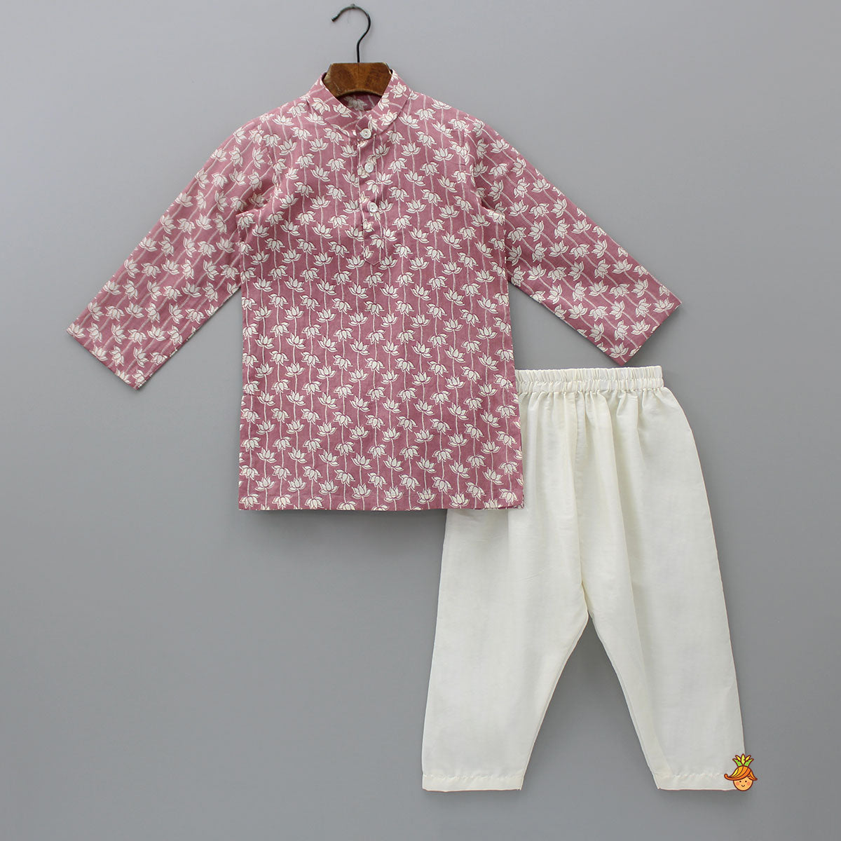 Printed Kurta With Matching Jacket And Pyjama