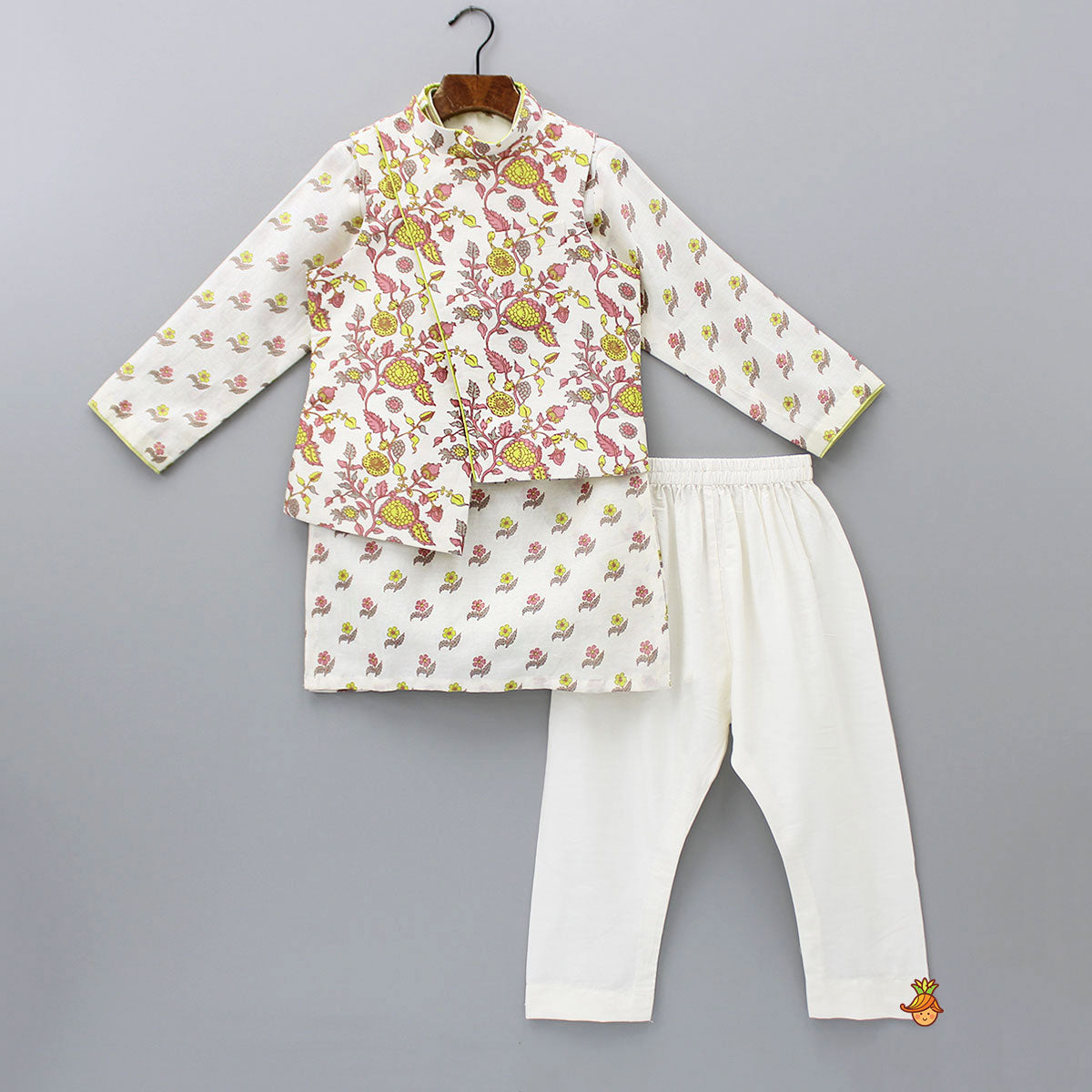 Floral Printed Kurta With Jacket And Pyjama