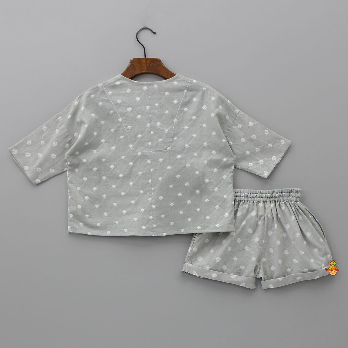 Printed Grey Bandhani Top And Shorts