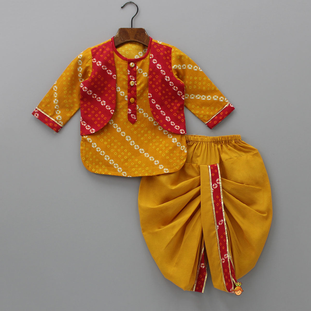 Bandhani Printed Kurta With Attached Jacket And Dhoti With Cap And Booties