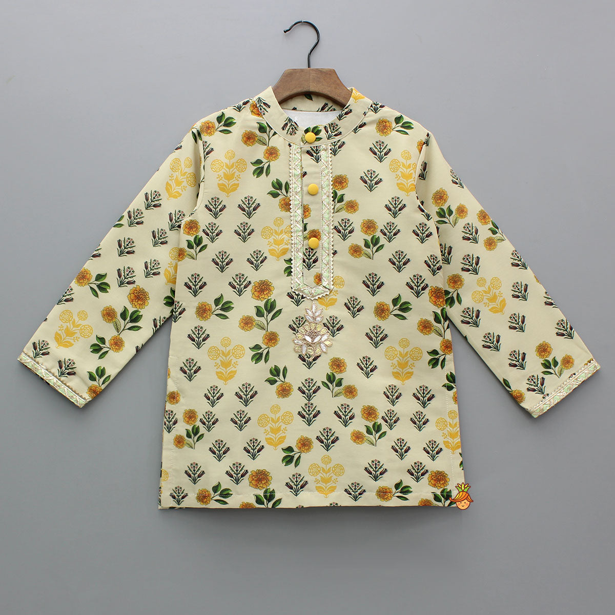 Beige Floral Printed Kurta With Pyjama