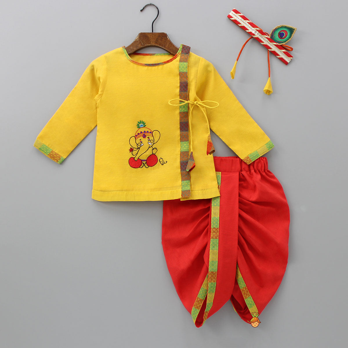 Angarkha Style Yellow Kurta And Dhoti With Mukut