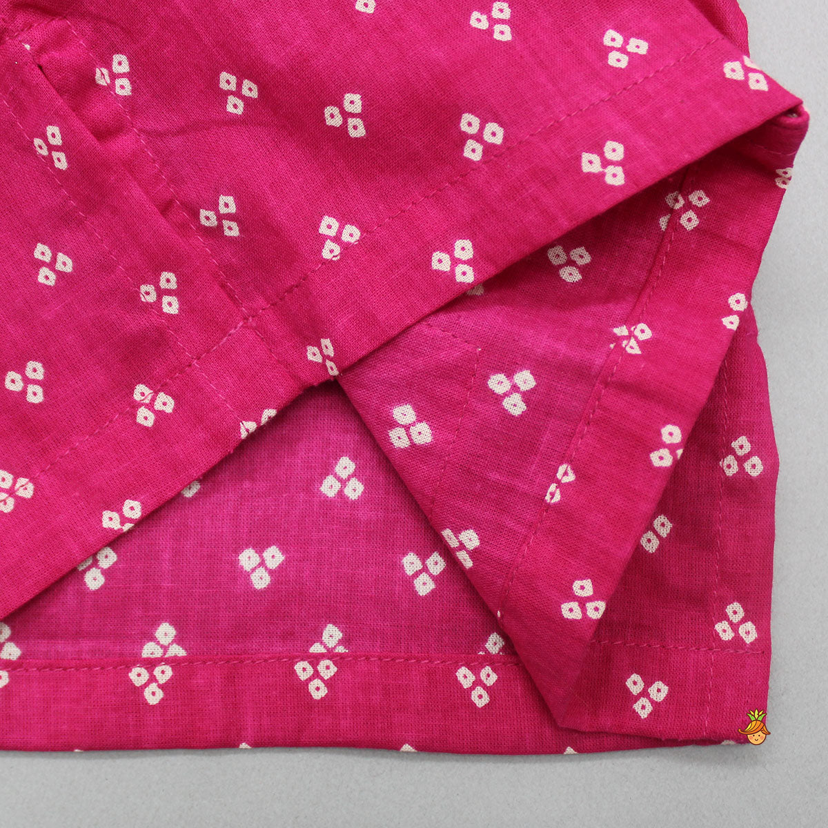 Pink Bandhani Printed Kurta And Dhoti With Cap And Booties