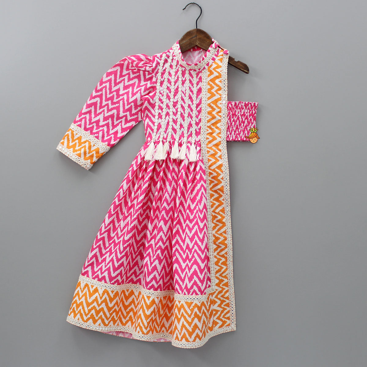 Chevron Printed Stylish Kurti And Palazzo With Matching Hairband