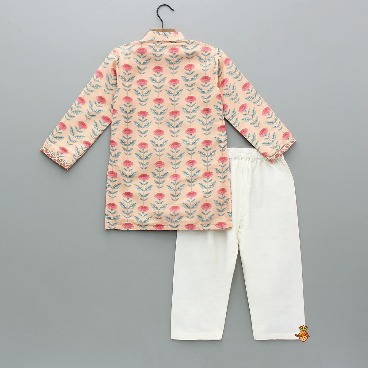 Peach Floral Printed Kurta With Pyjama
