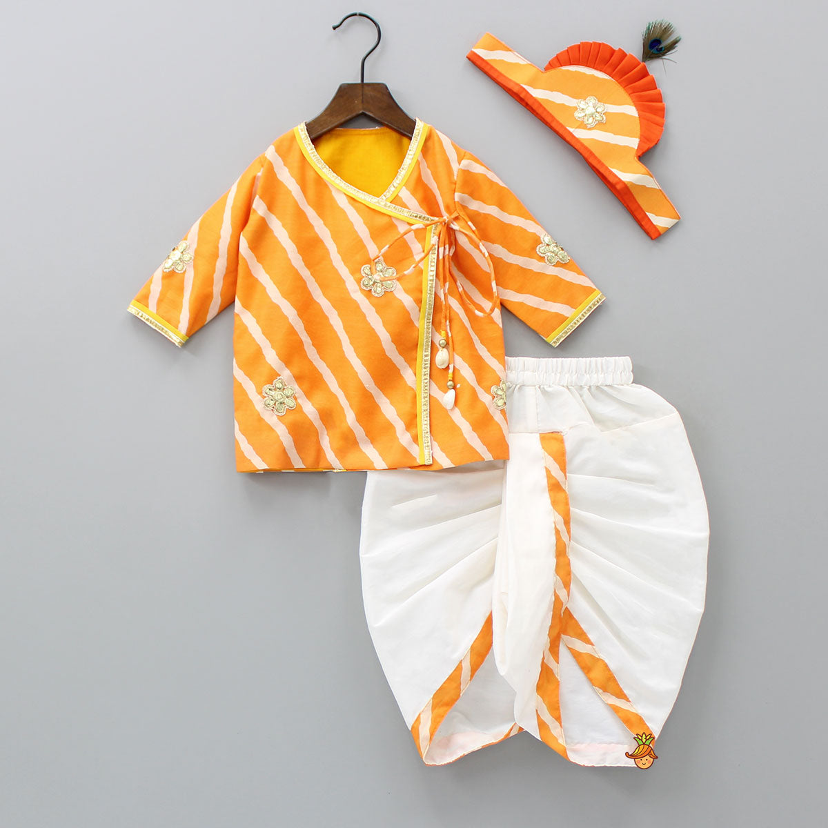 Leheriya Printed Angarkha Style Orange Kurta And Dhoti With Mukut