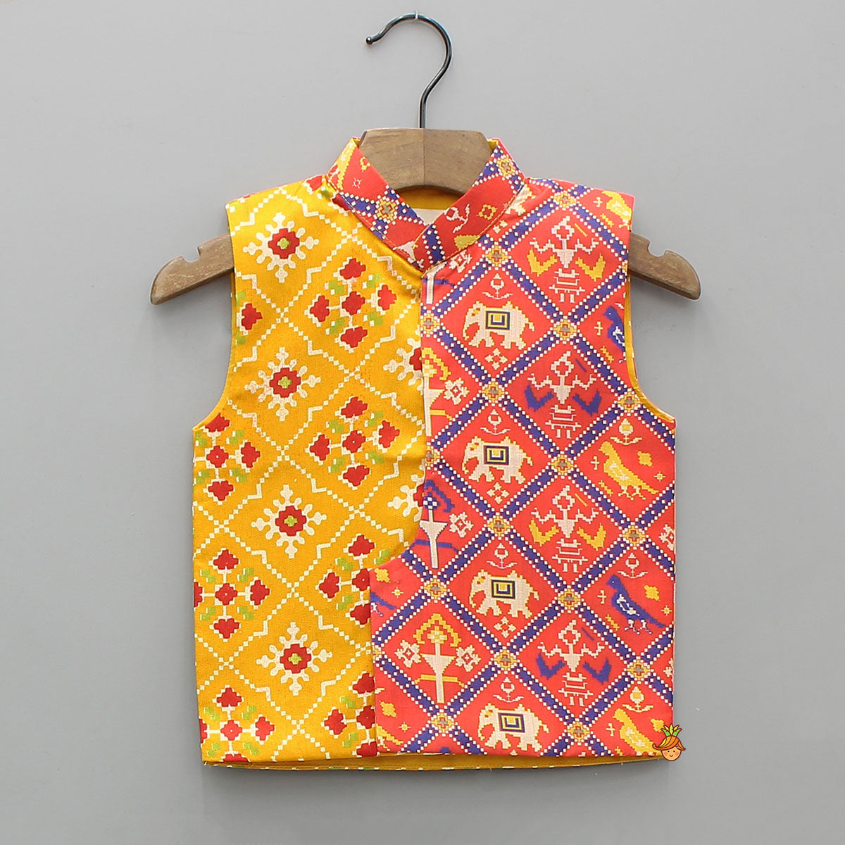 Kurta And Multicolour Patola Printed Jacket With Pyjama