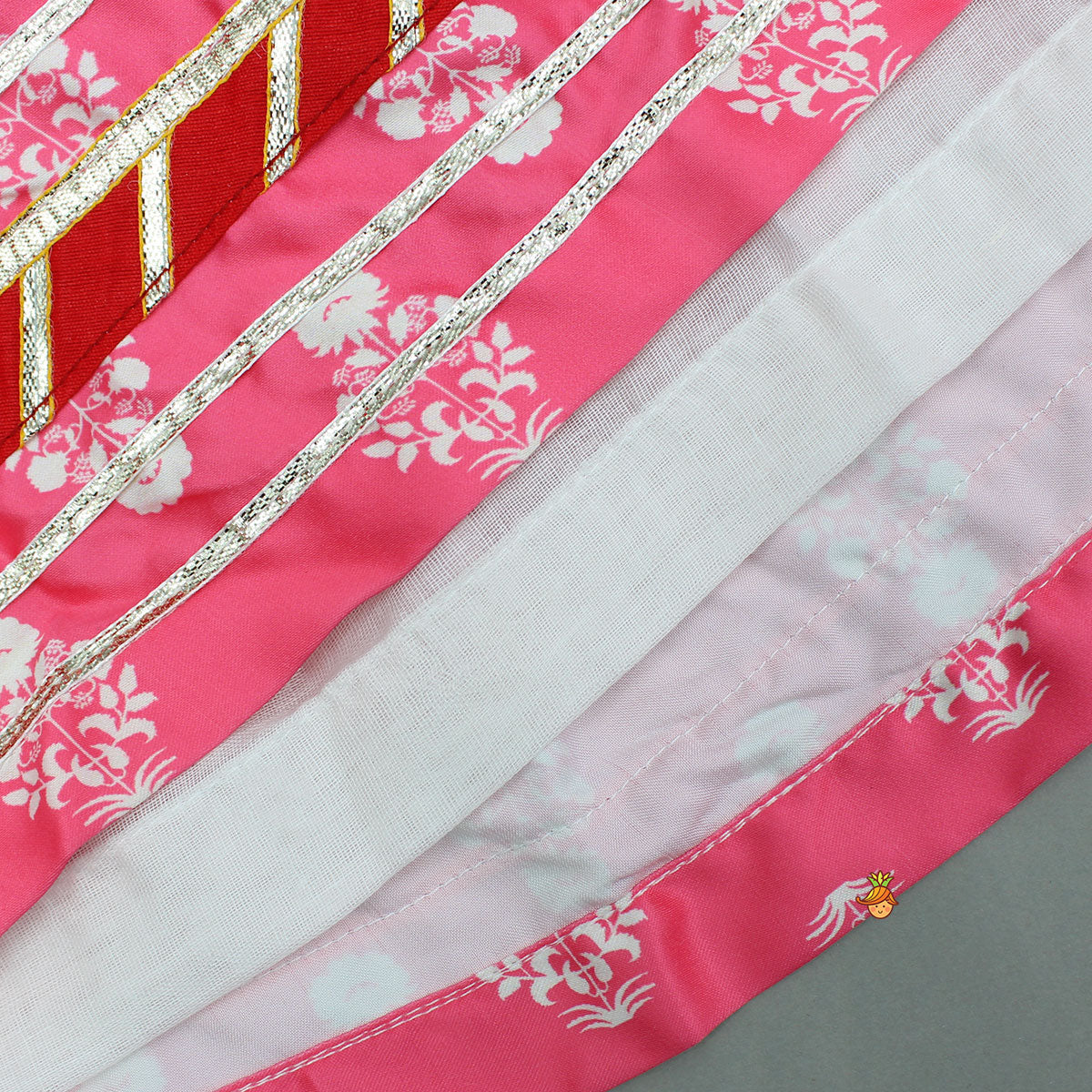 Floral Printed Kurti And Pant With Net Dupatta