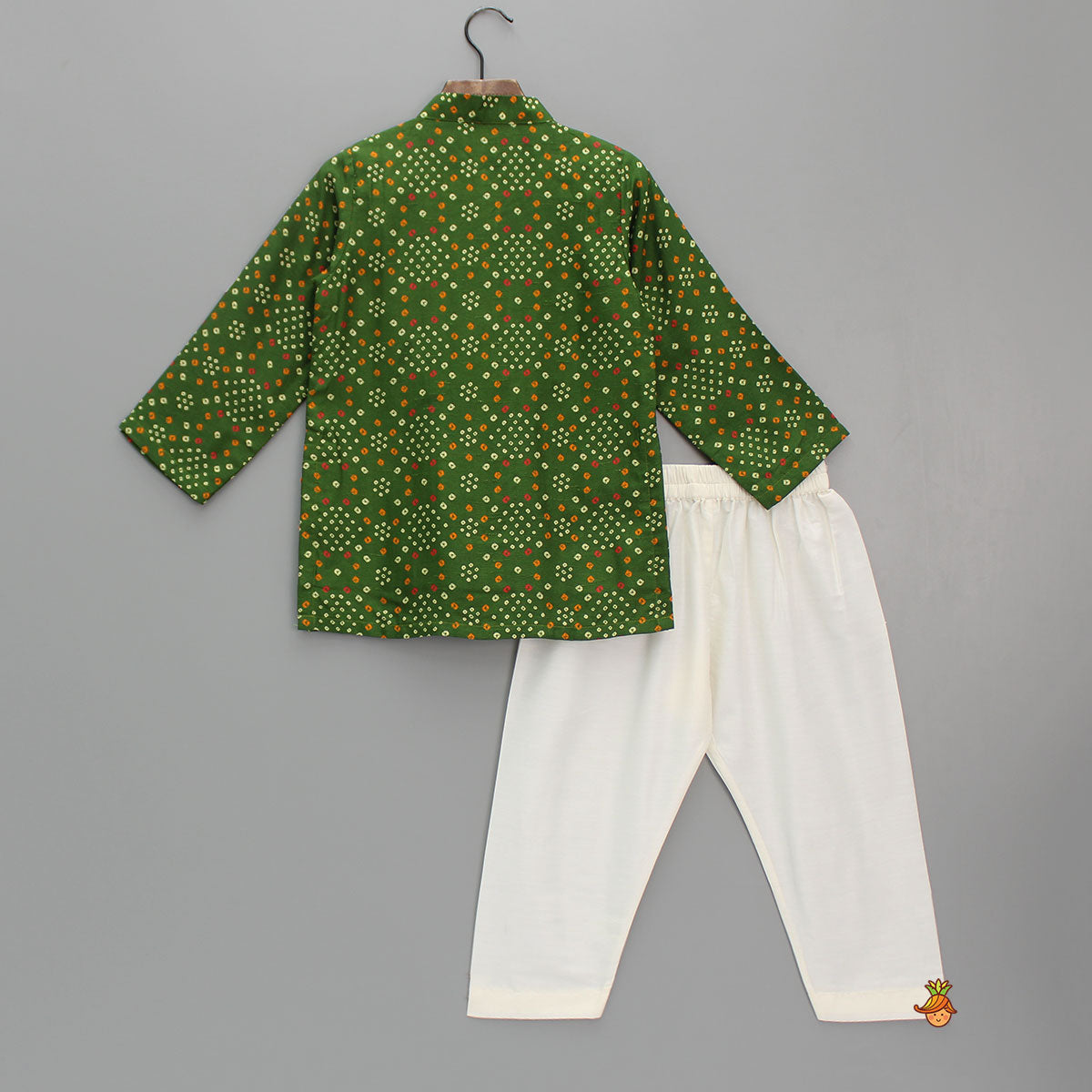 Bandhani Printed Green Kurta And Pyjama