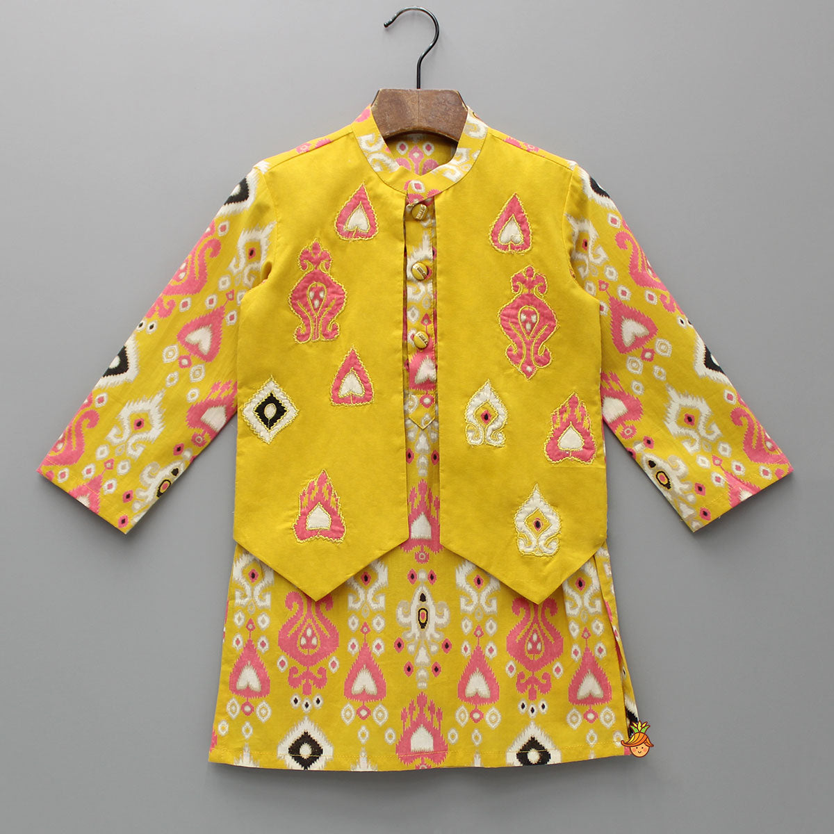 Multicoloured Printed Yellow Kurta With Attached Jacket And Pyjama