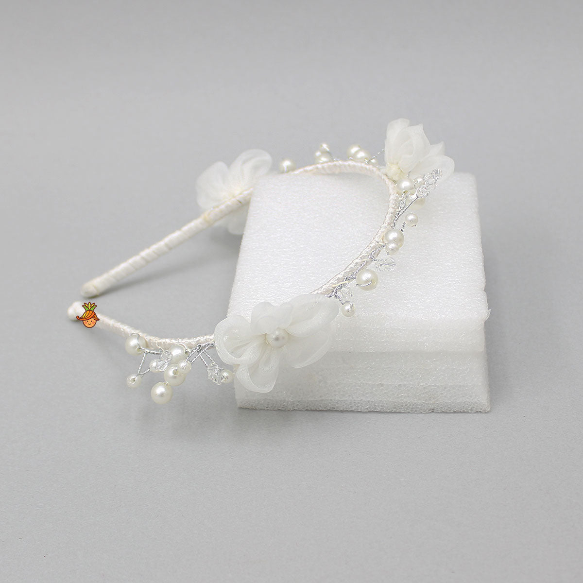 Artificial Stone And Flower Embellished Hairband