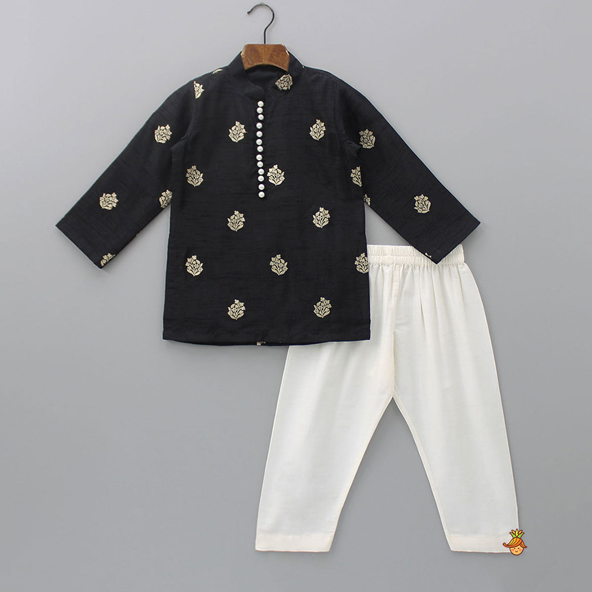 Black Embroidered Kurta With Pyjama