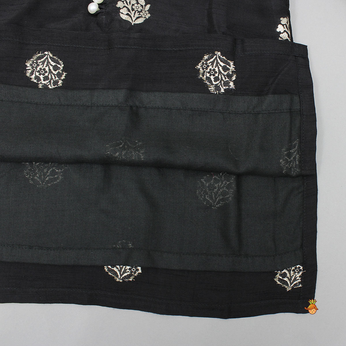 Black Embroidered Kurta With Pyjama