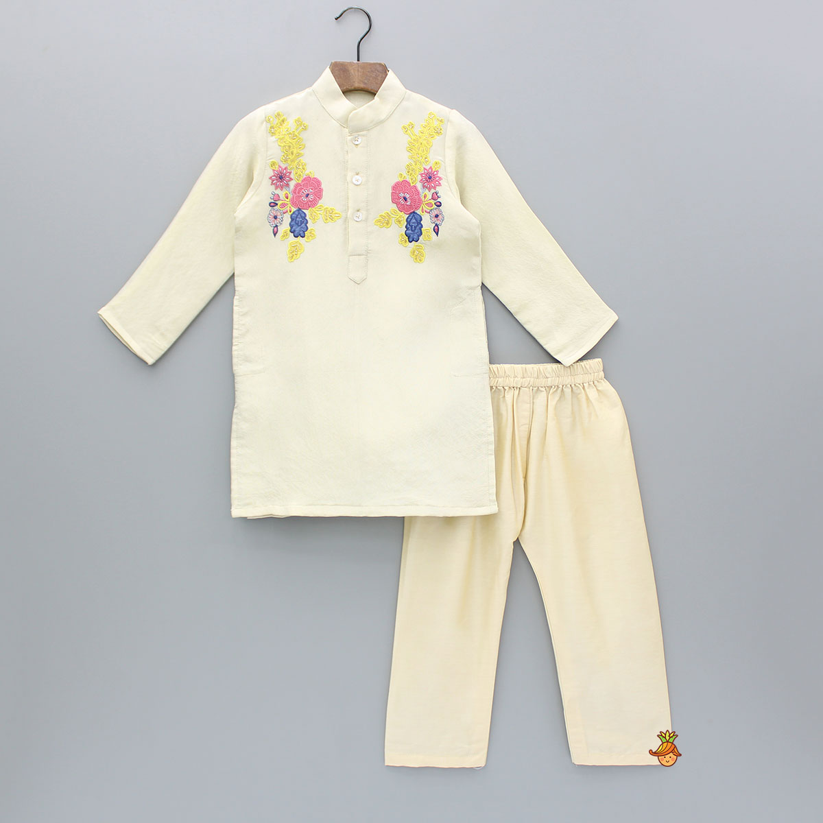 Floral Embroidered Kurta With Pyjama