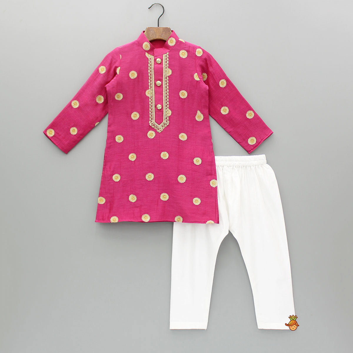 Embroidered Pink Kurta And Pyjama