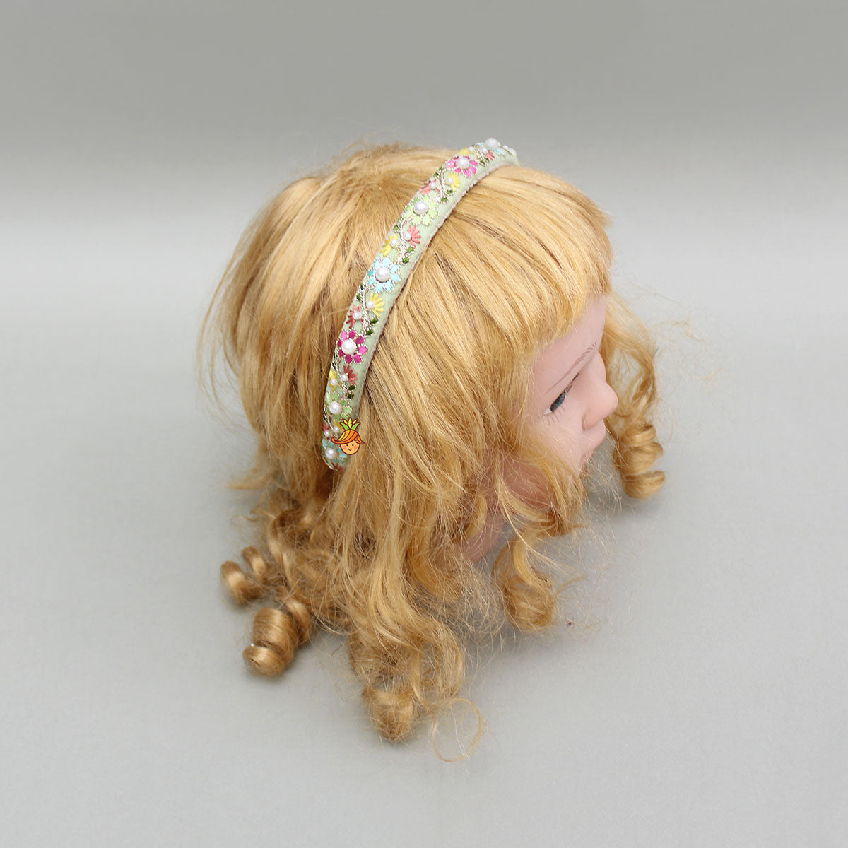 Thread Embroidered Green Hairband