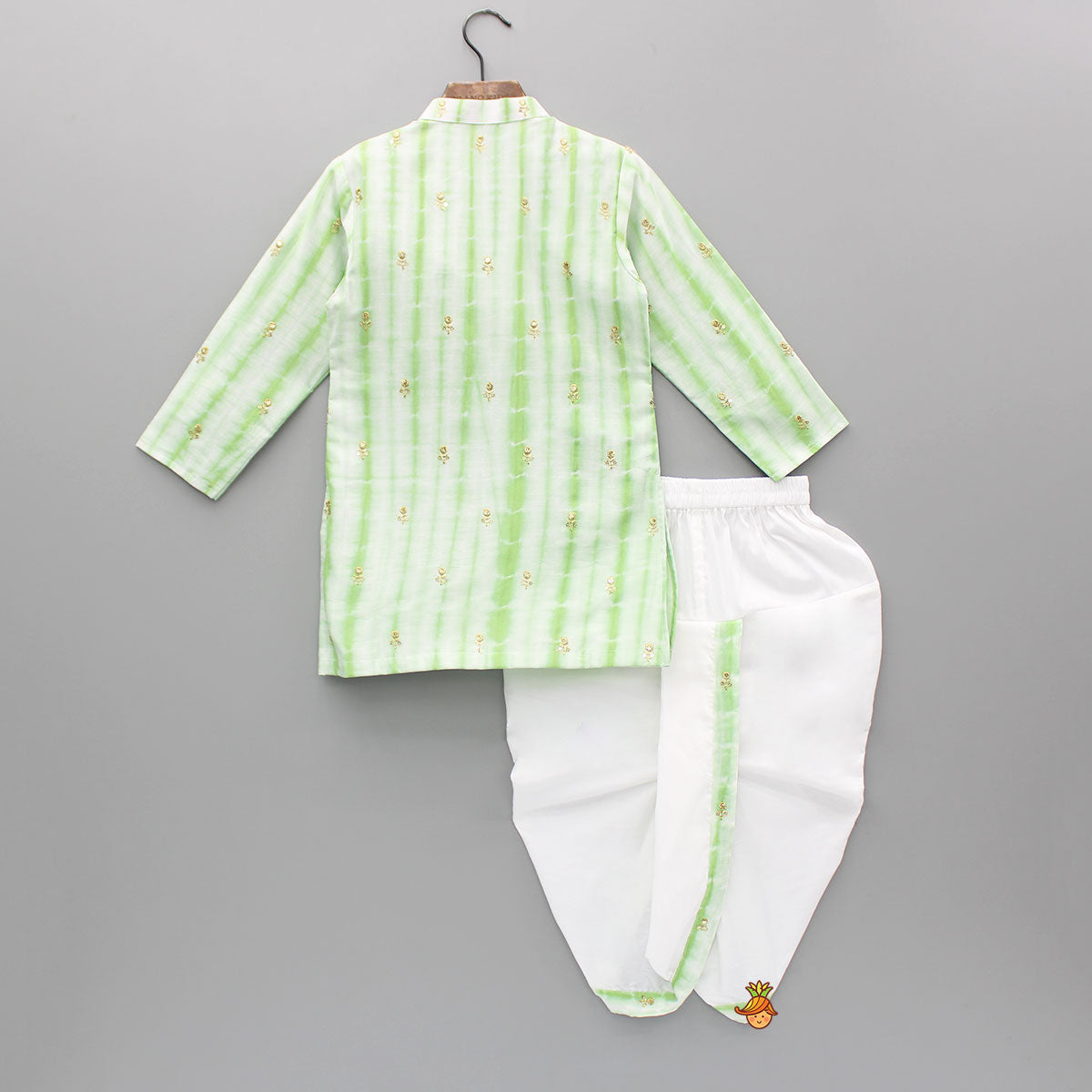 Green Printed Embroidered Kurta With Dhoti