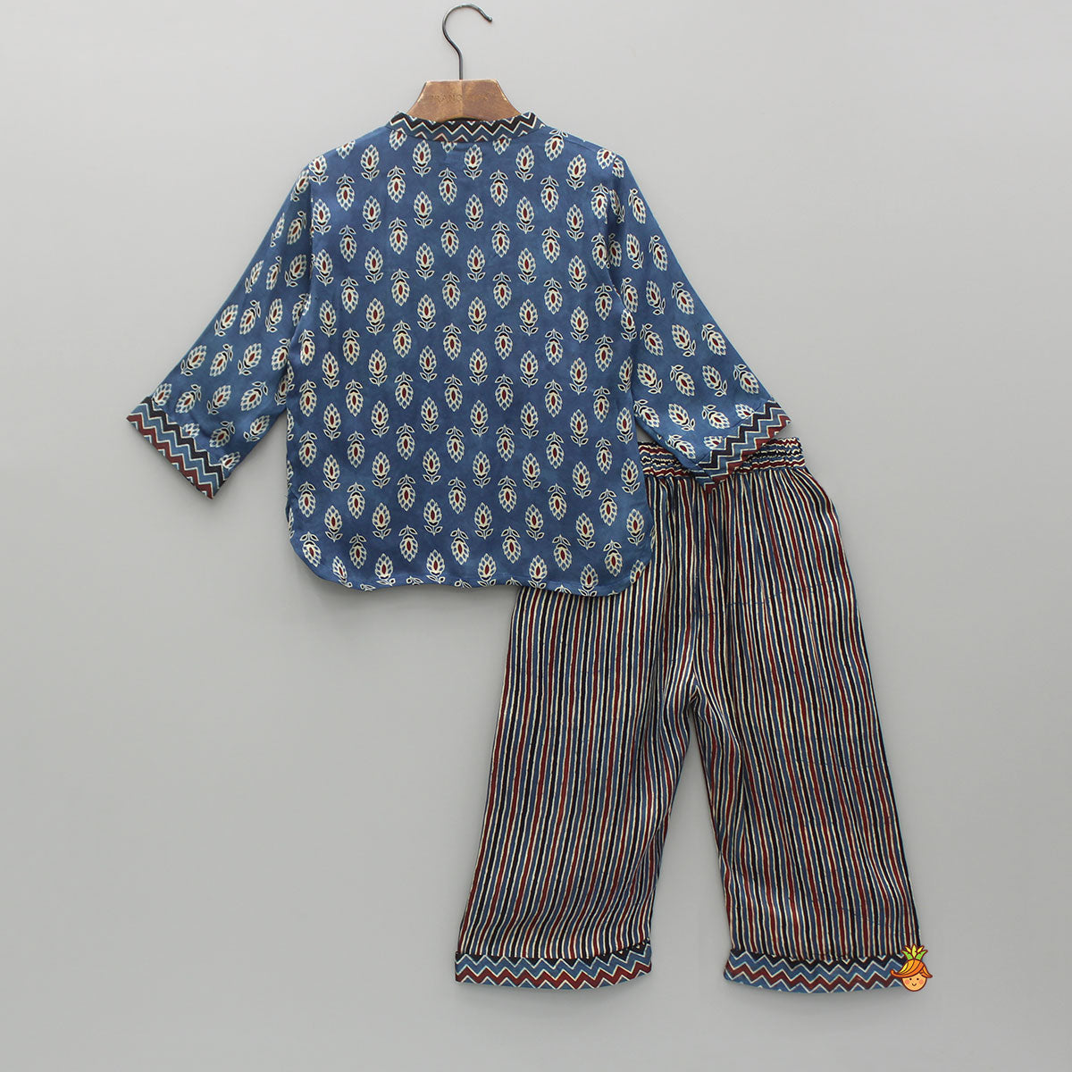 Blue Printed Kurta With Striped Pant