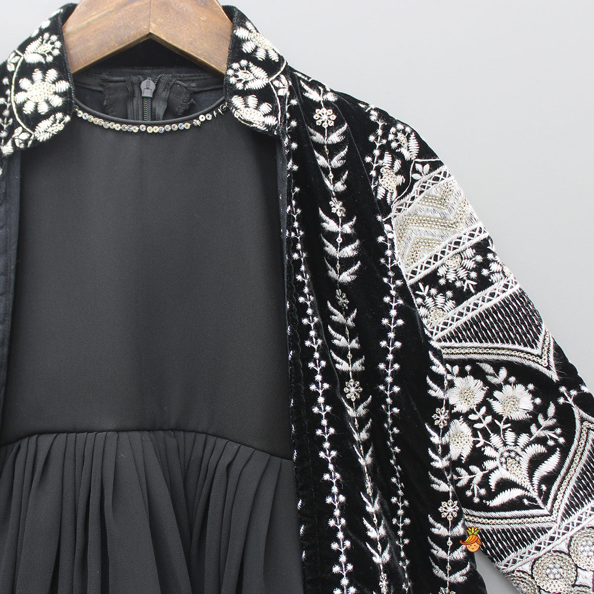 Black Kurti With Embroidered Velevet Jacket