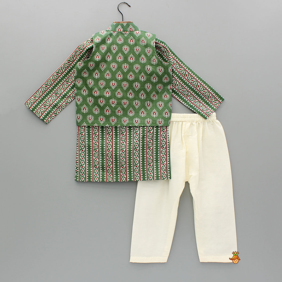 Printed Green Kurta And Jacket With Pyjama