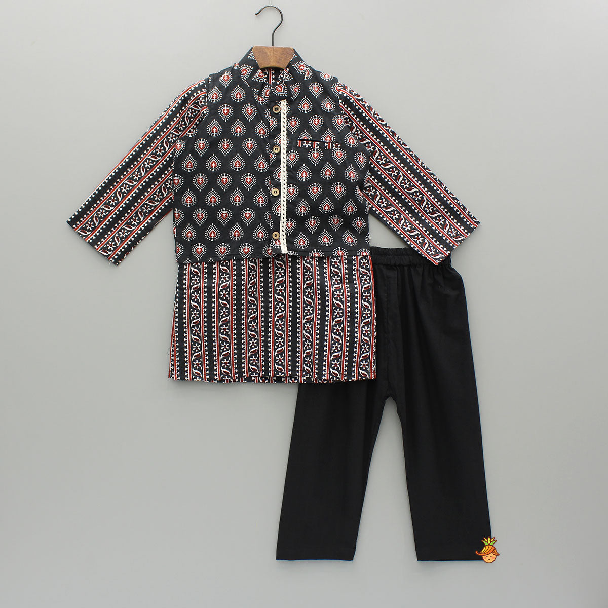 Black Printed Kurta And Jacket With Pyjama