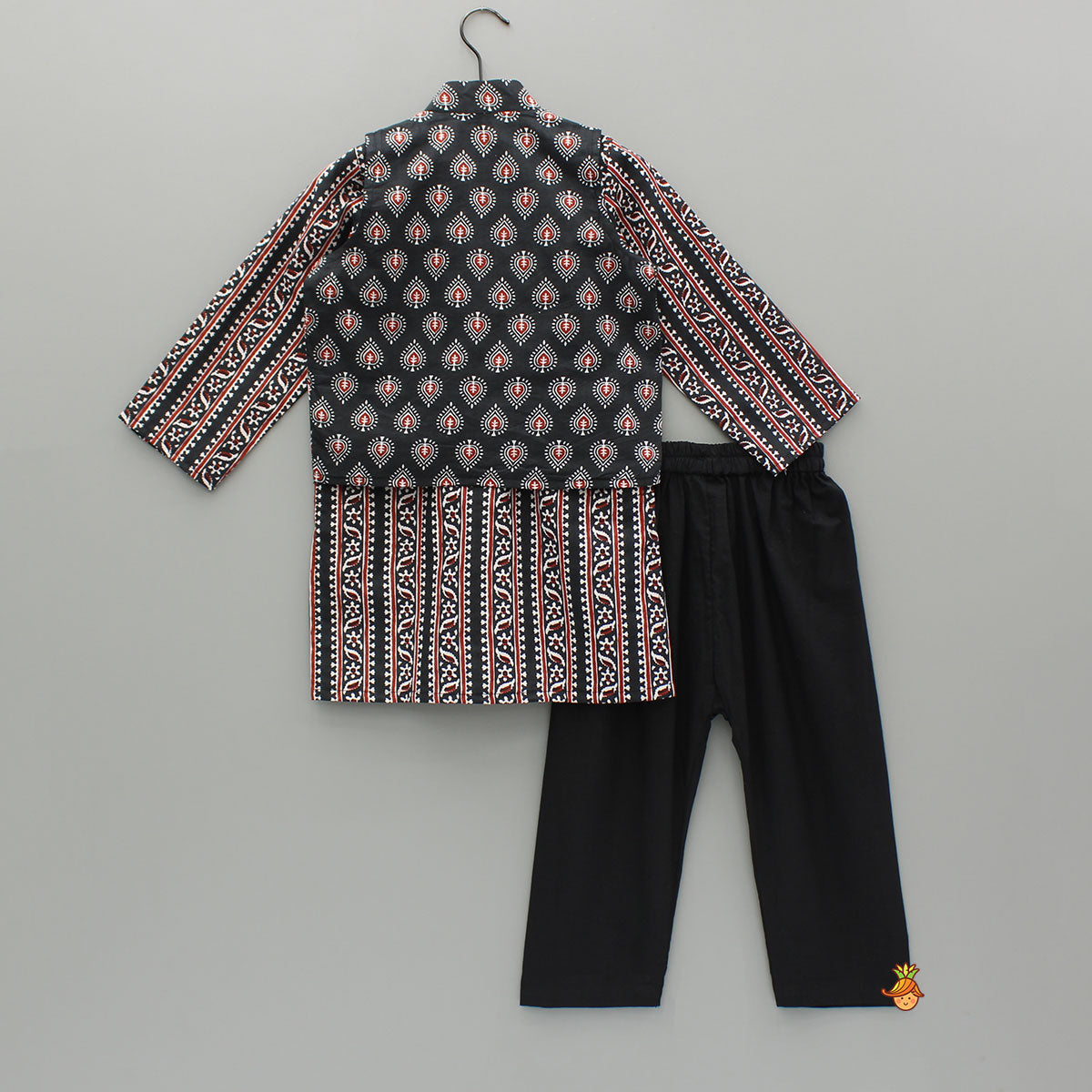 Black Printed Kurta And Jacket With Pyjama